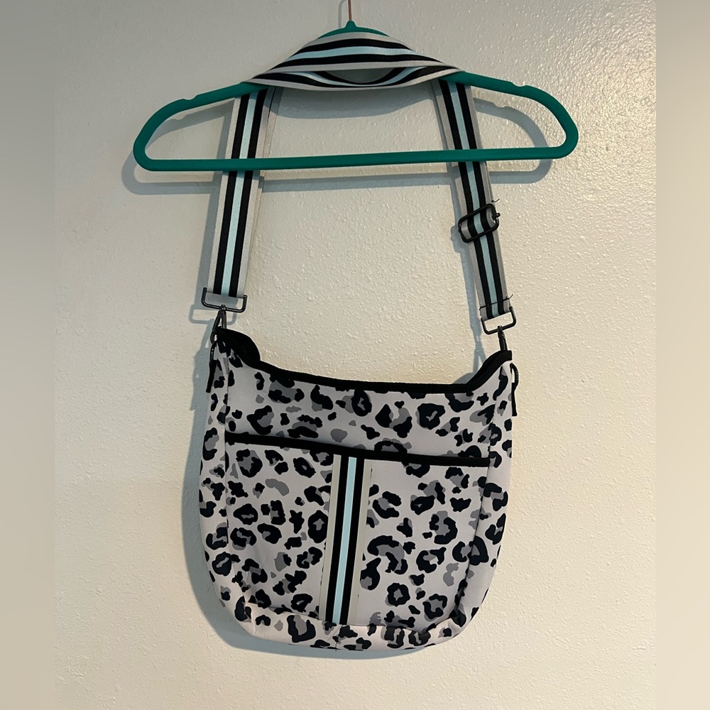 NWOT Leopard Print shoulder bag
